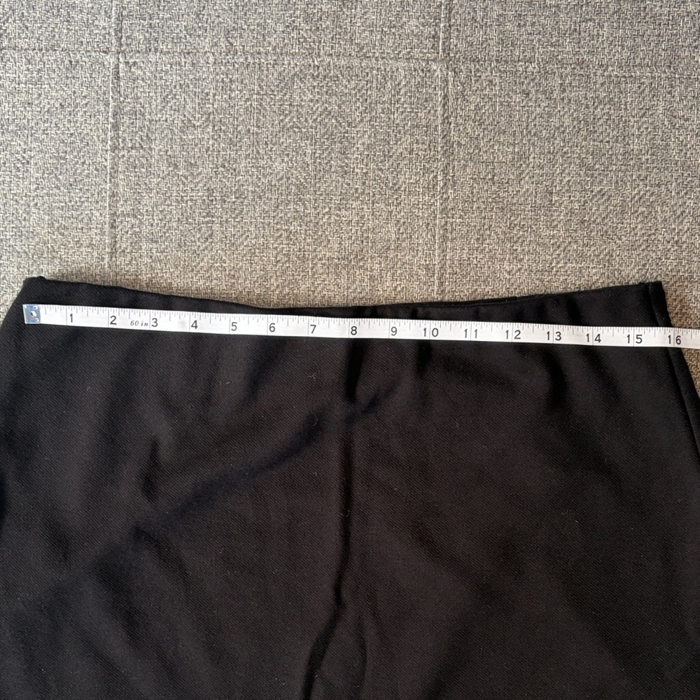 Topshop Black Mini Skirt with Scalloped Hem - Picture 2 of 6